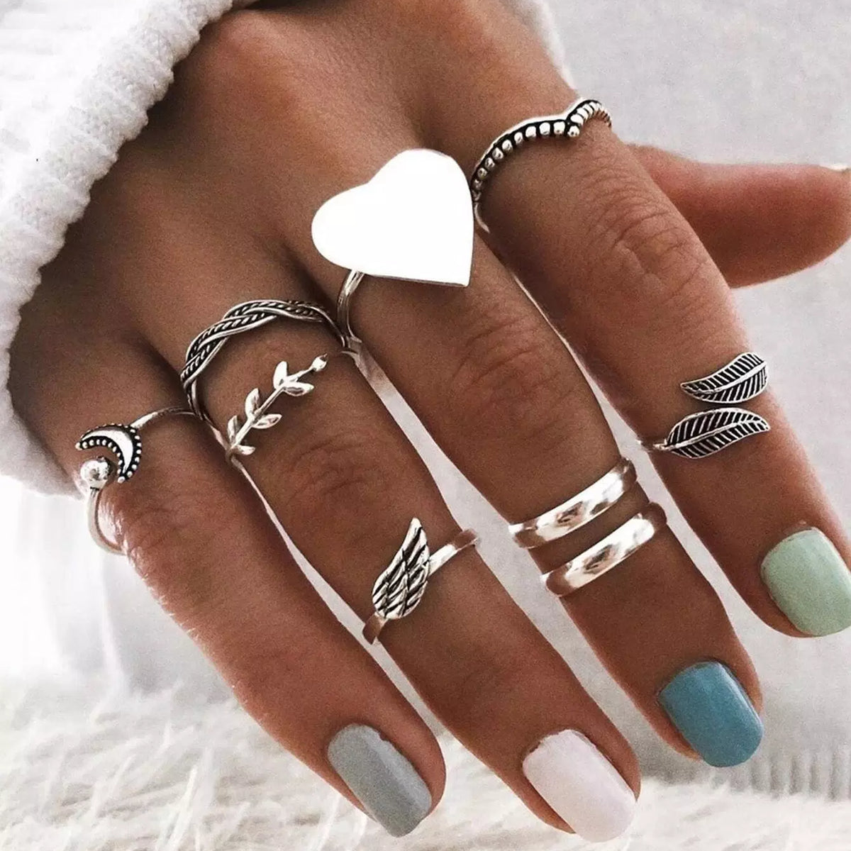 قطع من حلقات ديكور القلب – Beisat - Main Image