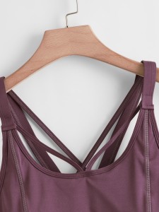 Plus Medium Support Criss Cross Sports Bra