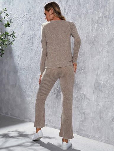 Maternity Rib-Knit Tee & Pants Set