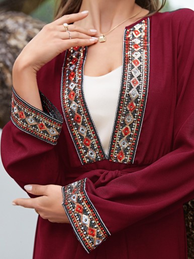 Geo Self Tie Abaya