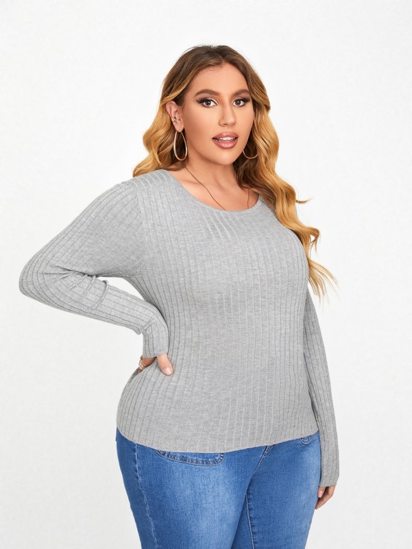 Plus Solid Scoop Neck Sweater