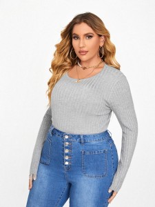 Plus Solid Scoop Neck Sweater