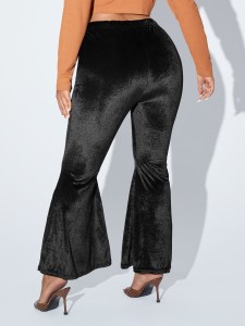 Plus Solid Flare Leg Velvet Pants