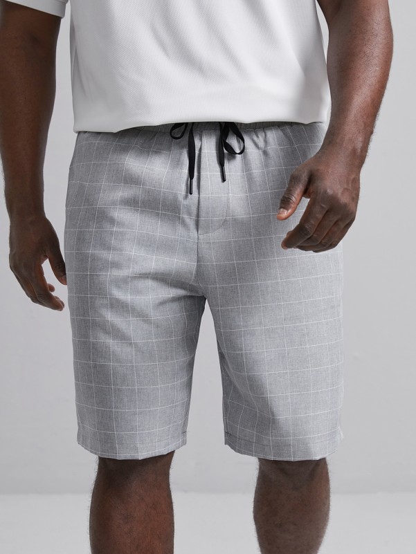 Men Grid Print Drawstring Waist Shorts