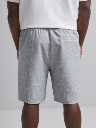 Men Grid Print Drawstring Waist Shorts