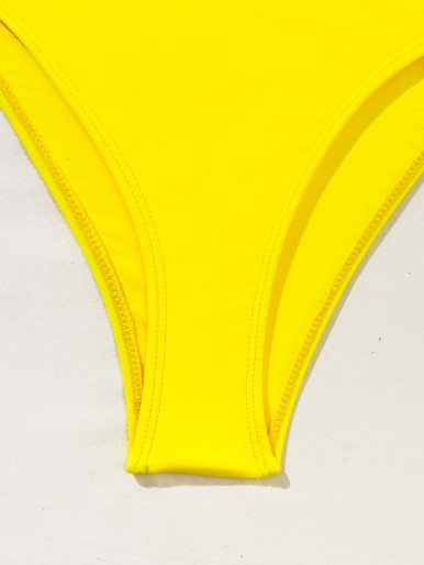 Colorblock Cut-out One Shoulder One Piece Swimsuit