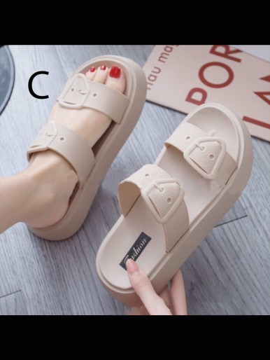 Plastic women's slippers - Beige