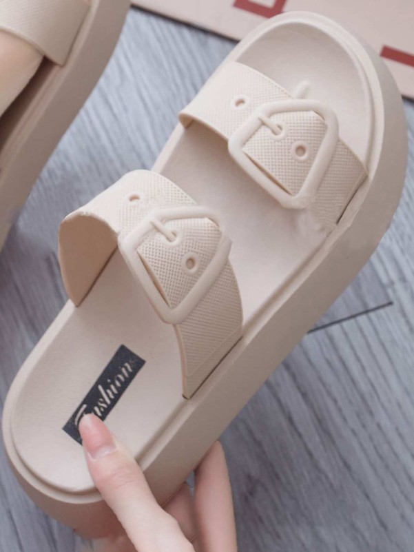 Plastic women's slippers - Beige