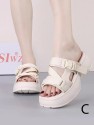 High heel slippers - White