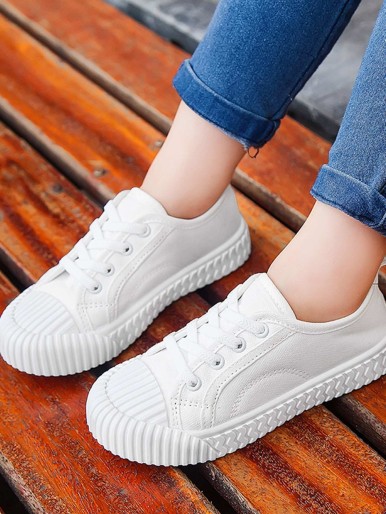 Girls Lace-up Front Low Top Sneakers