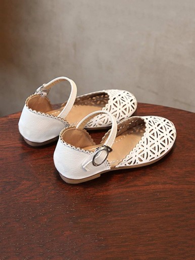 Girls Scalloped Trim Hollow Out Sandals
