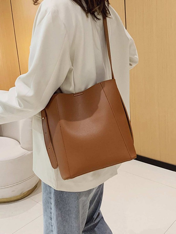 Minimalist Bucket Bag With Inner Pouch