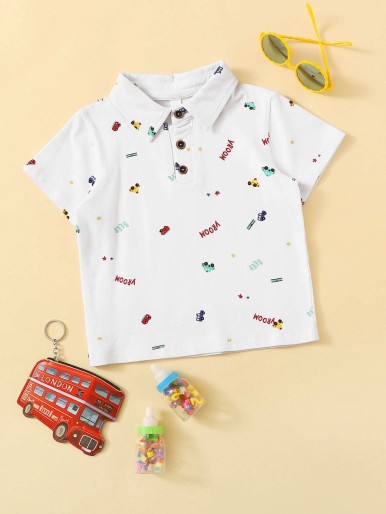 قميص بولو للأطفال الصغار مطبوع عليه حروف وسيارة