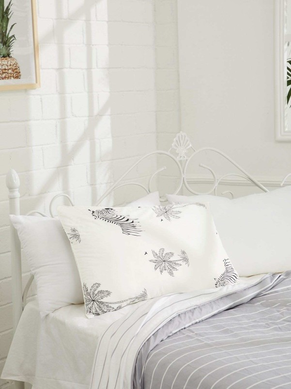 Zebra & Palm Tree Print Pillow 1pc