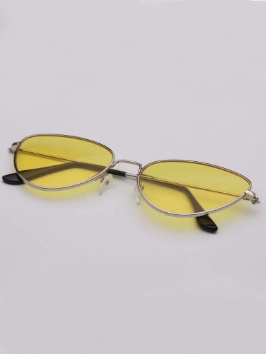 نظارات شمسية بإطار معدني بعدسات ملونة