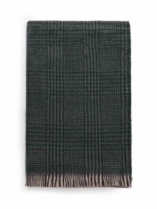 Scarf with houndstooth fringe trim