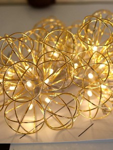 10pcs Hollow Metal Bulb String Light