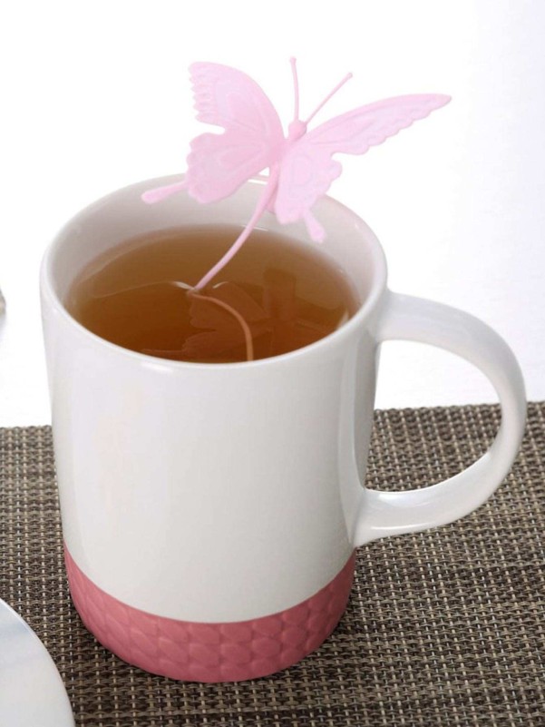 مصفاة شاي بتصميم الفراشة
