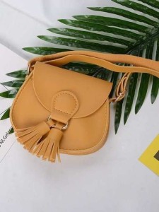 Kids Tassel Decor Crossbody Bag