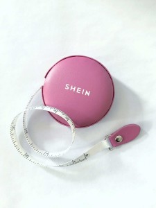 SHEIN Logo PU Tape Measure 1pc