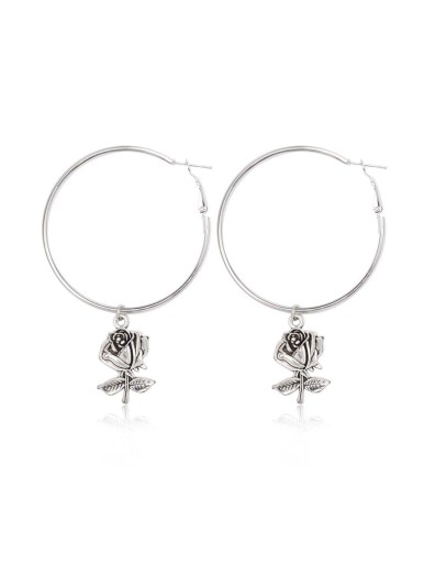 Flower Decorated Hoop Earrings 1pair