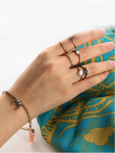 Moon Detail Chain Bracelet & Ring Set