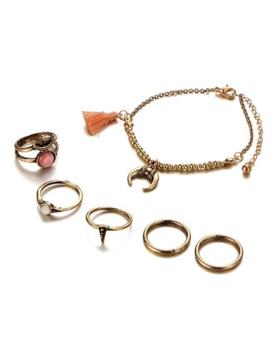 Moon Detail Chain Bracelet & Ring Set