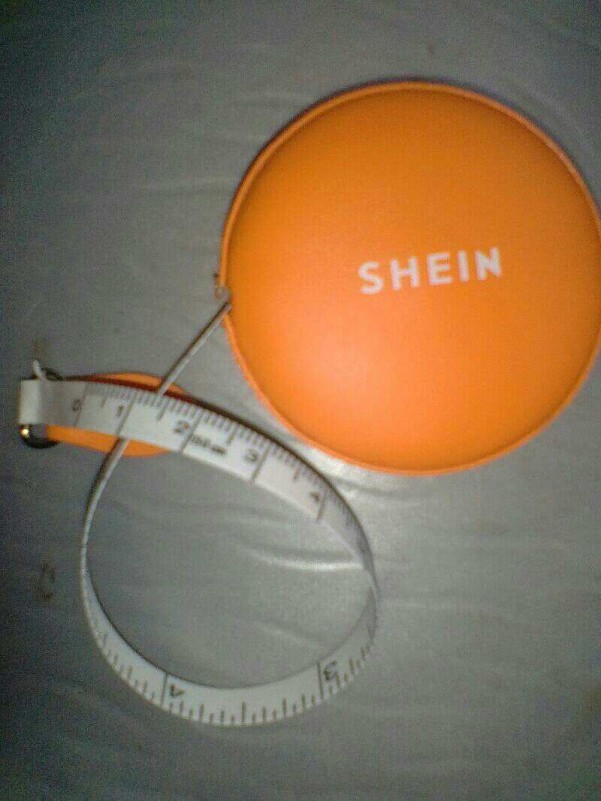 SHEIN Logo PU Tape Measure 1pc