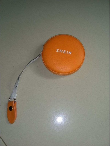 SHEIN Logo PU Tape Measure 1pc