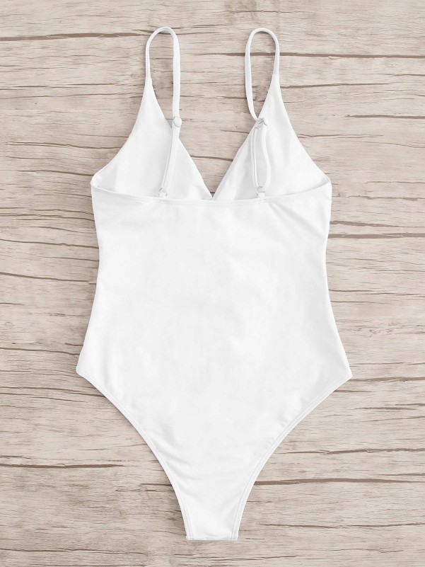 Cut-out Front Twist One Piece Swimsuit