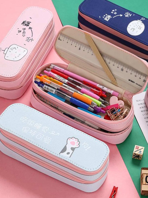 1pc Cartoon Graphic Random Pencil Case