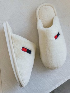 Round Toe Fluffy Slippers