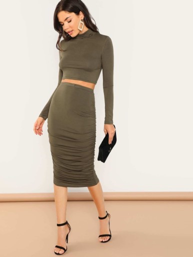 Form Fitted Crop Top and Bodycon Skirt Set