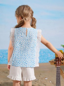 SHEIN Toddler Girls Keyhole Back Contrast Lace Detail Ditsy Floral Top