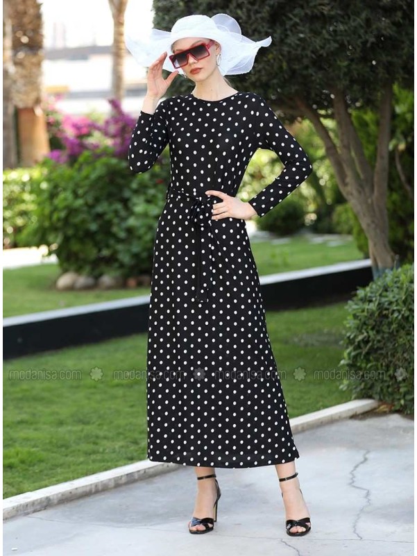 https://beisat.com/250076-large_default/black-polka-dot-crew-neck-unlined-modest-dress.jpg
