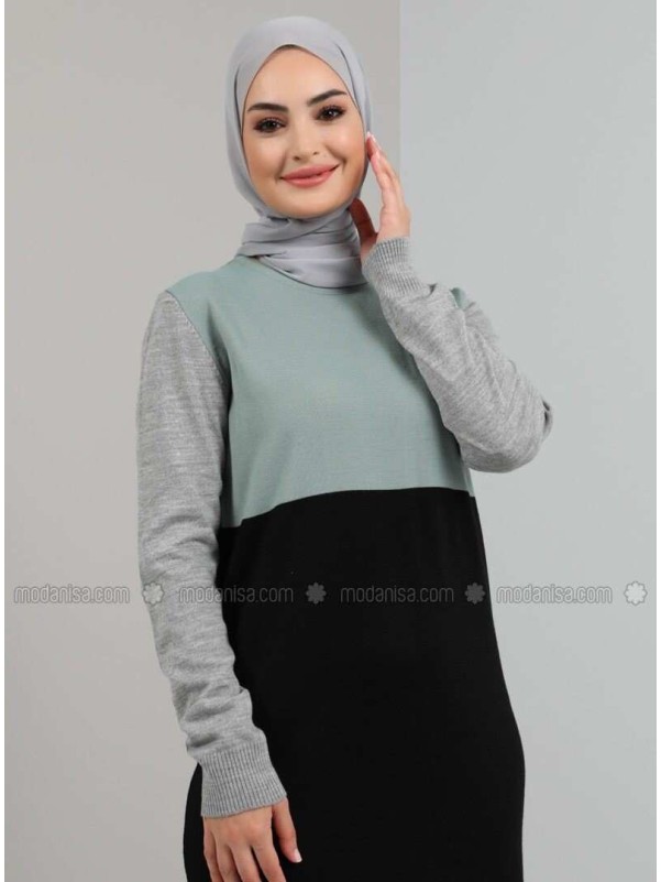 Tavin Green Almond Unlined Crew neck Knit Dresses