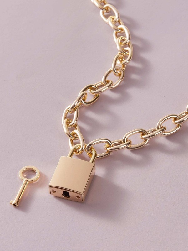 Lock Pendant Chain Necklace 1pc