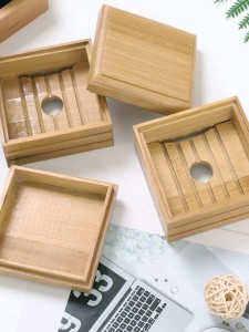 1pc Wooden Soap Dish With Lid