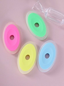 2pcs Random Color Oval Eraser