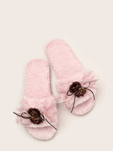 Pink fur women slipper
