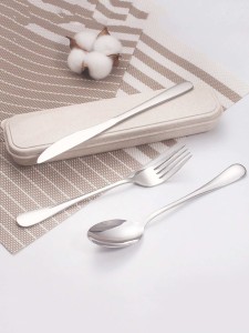 4pcs Cutlery Set & 1pc Storage Box