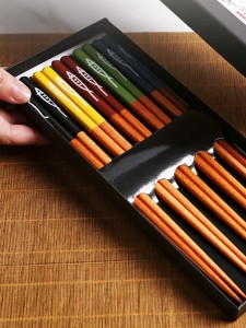 5pairs Random Color Wooden Chopstick