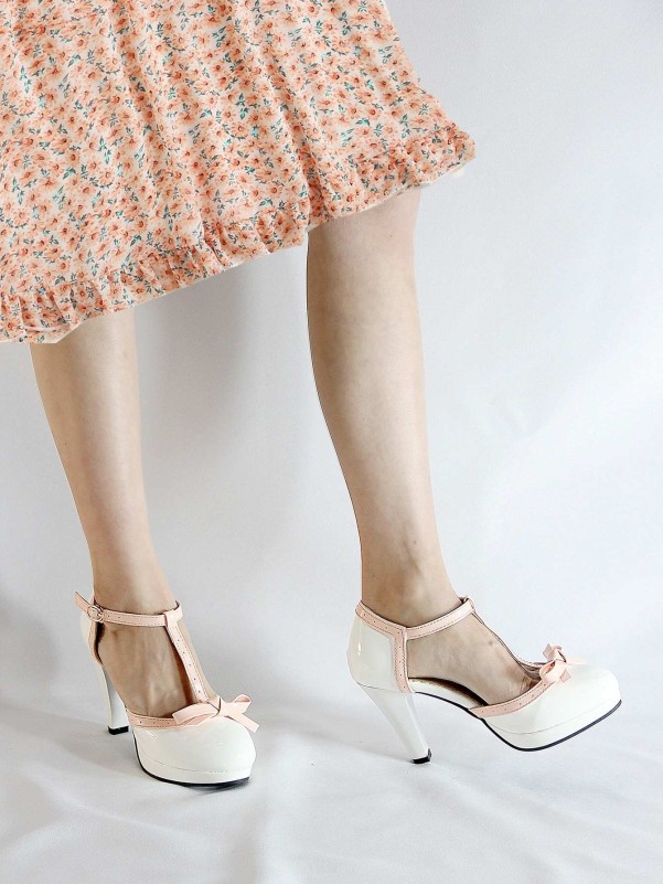 Bow Decor T-strap Pumps