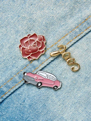 Car & Flower Design Brooch Set