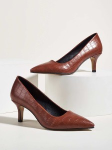 Croc Embossed Mid Heeled Court Pumps