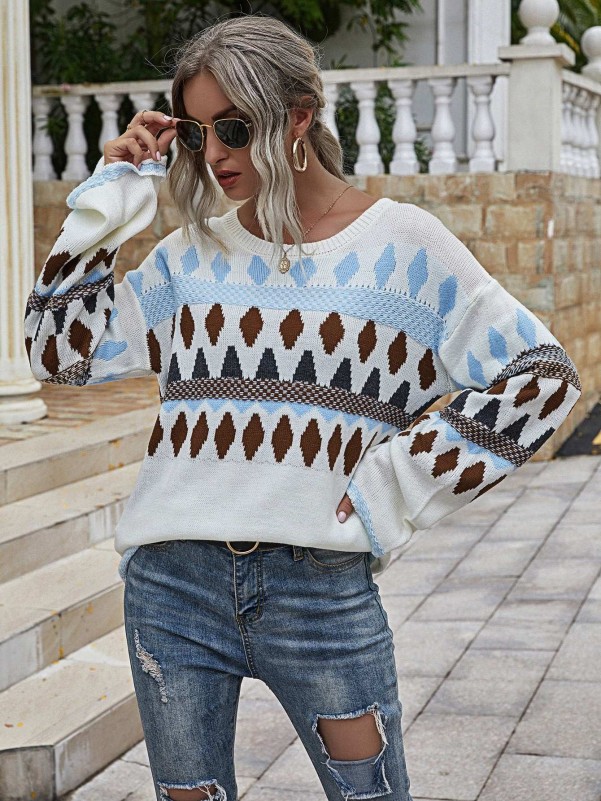 Diamond Pattern Low Shoulder Woolen Sweater