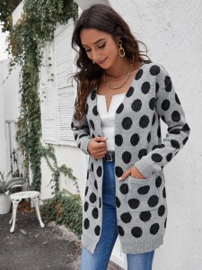 Double Pocket Polka-dot Pattern Cardigan