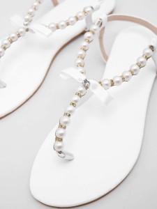 Faux Pearl Decor Thong Sandals