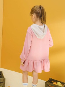 Girls Letter Graphic Ruffle Hem Hoodie Dress