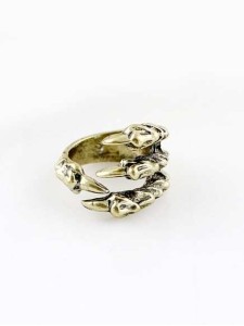 Gold Vintage Claw Ring